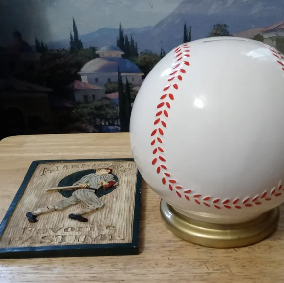 DC Comics (F.A.B) Superman Piggy Bank with Stopper.⚾🚵🚴⛳🏀⚽🎾🎱🏈🏂🏊🏄🎣🎯🎲🎮 - Picture 10 of 14